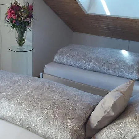 Kienzle Apartment *